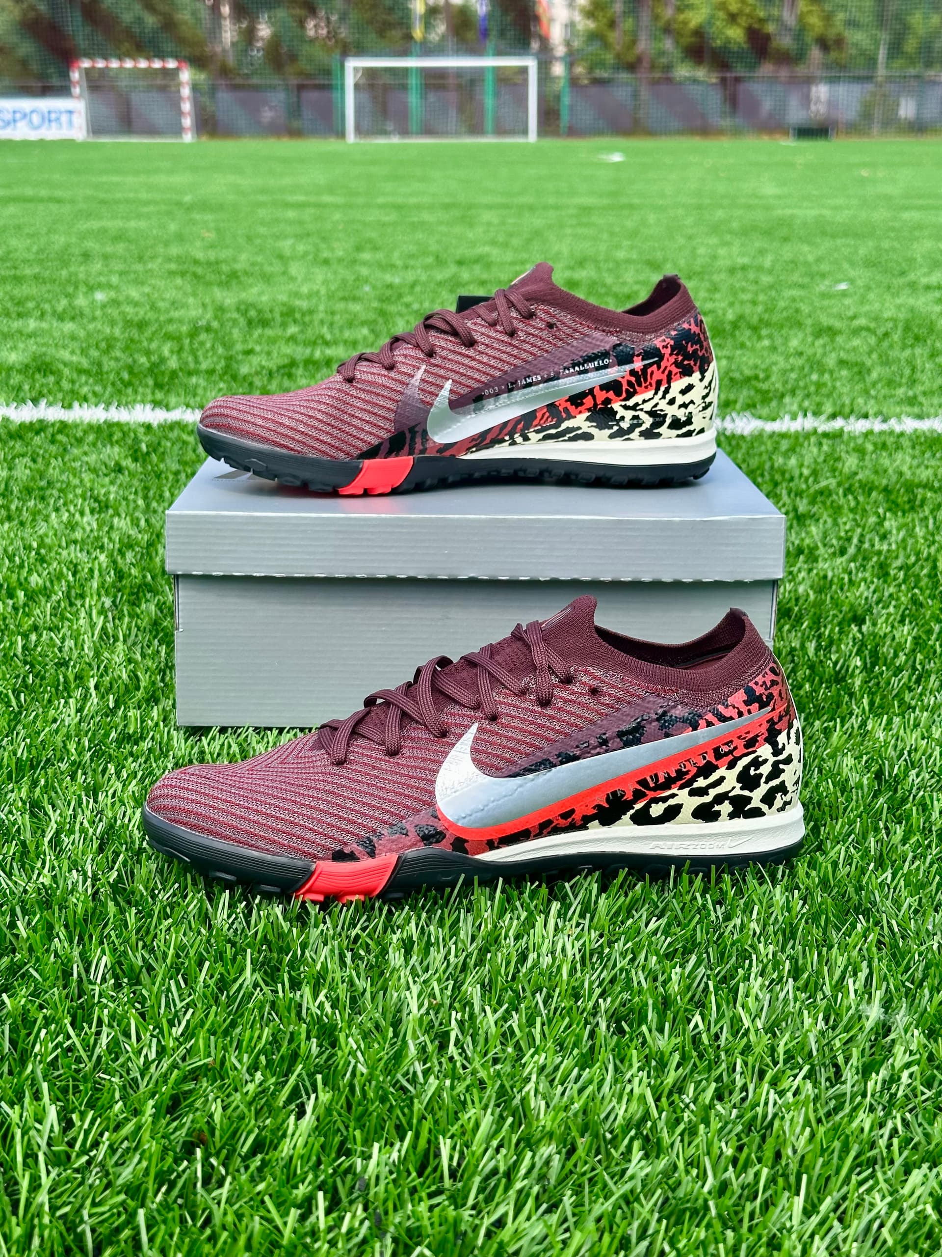 Nike Air Zoom Mercurial Vapor 16 Elite TF United